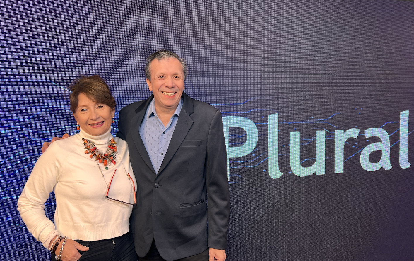 Con Raúl Puentes en su programa "Plural" en Canal 4 Misiones